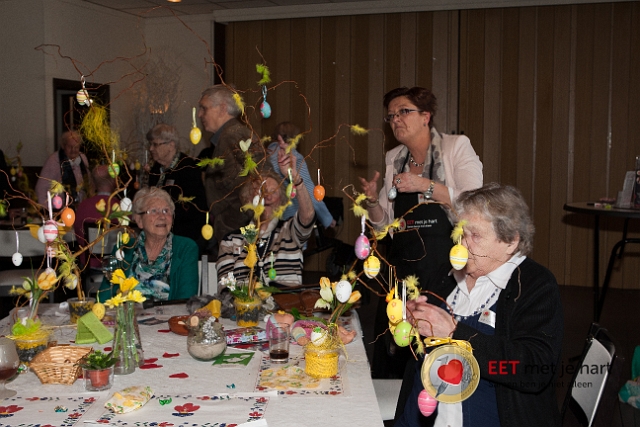 20150322 frans versteden fotografie - tilburginbeeld FRVE0846.jpg - eet met je hart lunch en creatieve workshop paastakken maken